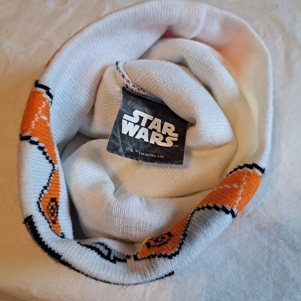 BB8 Star Wars White Orange Youth Beanie Winter Snow Hat Unisex One Size